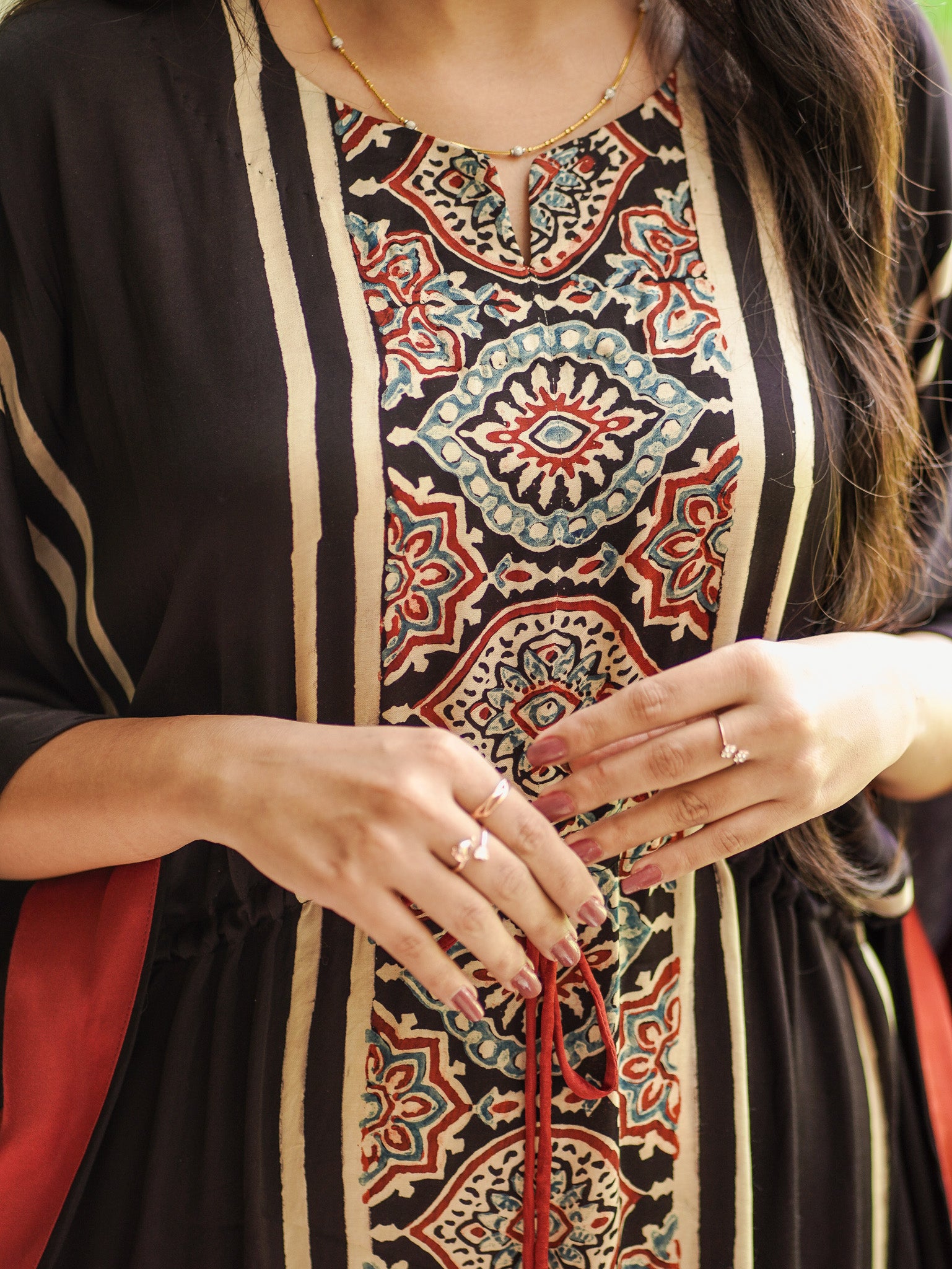 Siyaah Zareen Silk Kaftan