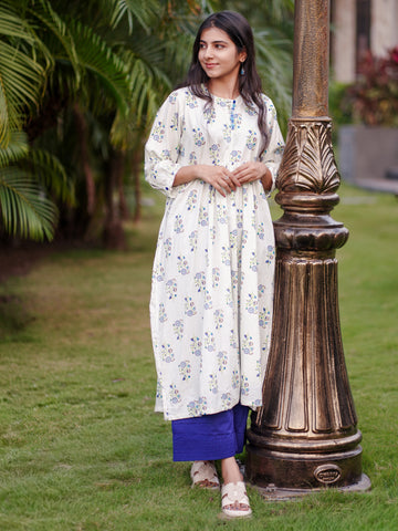 Monday Blooms Cotton Kurta