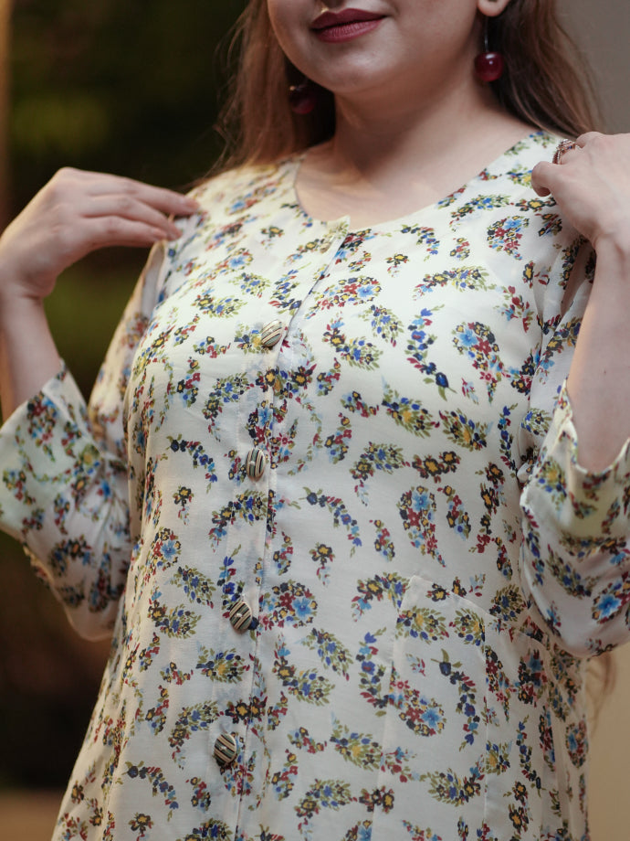 Gulrang Kalidar Cream Muslin Kurta Set